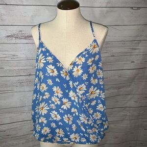 American Rag Daisy Floral sleeveless tank top